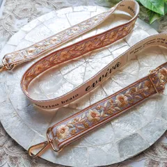 No.189 (ラベンダー)『インド刺繍ショルダーストラップ』　スマホストラップ　スマホショルダー　バッグショルダー