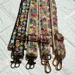 Item thumbnail for item 8b8c44f8-7942-47fb-8cee-6025cdd05099