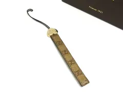 GUCCI グッチ レザー グッチシマ レザー ストラップ キーホルダー チャーム レディース ゴールド系 DI6551