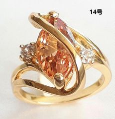 個性的デザイン goldカラーが美しいマーキスカットのジルコニアリング14号