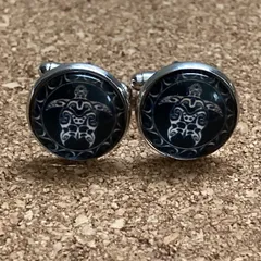 k186　亀 トライバル ホヌ カフスボタン　カフス　カフリンクス ガラス 黒