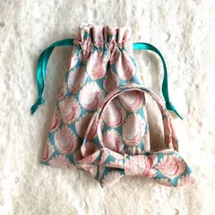 【受注制作】キッズ蝶ネクタイ　リバティ生地使用　〜同柄巾着付〜　誕生日　入園式 ピーコックスオブグランサムホール