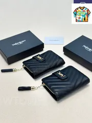 【今日特価】YSL サンローラン ショート三折財布 優れた皮革質感を持ち、実用的な内部設計でファッション性に富む
