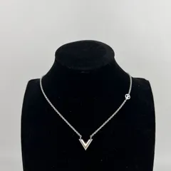 ルイヴィトン ネックレス エセンシャルV ネックレス 国内配送♪ 【Louis Vuitton】 ネックレス エセンシャルV (Louis