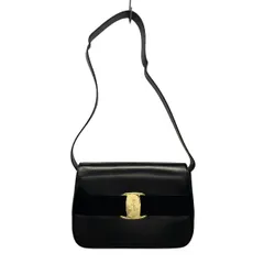 2025年最新】フェラガモバッグの人気アイテム - メルカリ