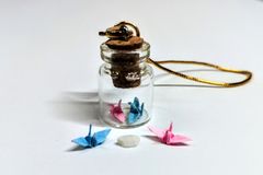 幸運を呼ぶ極小ミニ折鶴ストラップ　翔鶴　Origami Crane wiht strap