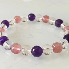 N5.《愛と美のお守り》アメジスト☆ストロベリークォーツ☆水晶☆パワーストーンブレスレット