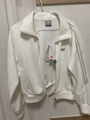 New Balance(ニューバランス) W エッセンシャル トラックジャケット+ セットパンツ くそったれ