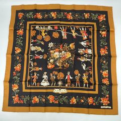 新品同様 HERMES エルメス カレ90 庭師のロイ シルク スカーフ イエロー