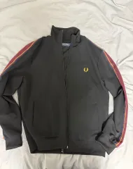 FRED PERRY トラックジャケット　M 美品 FRED PERRY - 90s⭐️Fred Perry トラックジャケットM 刺繍ロゴ