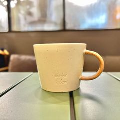 ⑯ 美濃焼 マグカップ デカマグ 光陽陶器 350cc アーモンドミルク