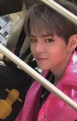 【中古】コレクションカード(男性) TREASURE/ヨシ/CD「THE FIRST STEP：CHAPTER ONE」(BLACK Ver.)封入特典セルフィフォトカード