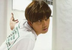 [중고]생사진(남성) BOYS AND MEN/요시하라 마사토/가로형·상반신·의상 흰색·왼손 올리고·오른쪽 방향/[보이멘☆사랑 팬미팅]오프샷 브로마이드 세트 A세트
