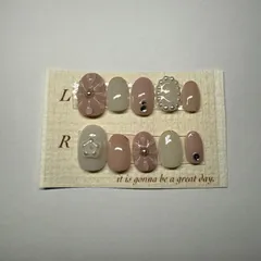 現品のみ！在庫整理中〜ニュアンスネイルチップ　ぷっくりフラワー　ピンクネイル　ウェディングネイル