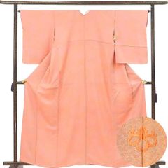 色無地 身丈163cm 裄65cm 前幅24cm 後幅30cm 袖丈56cm 袖幅33cm レディース 袷 ぼかし 裄Mサイズ 秋冬春用 正絹（シルク）ピンク 未使用品 リメイク リユース リサイクル【呉服のきくや】