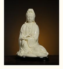 観音菩薩 観音大士 仏像 観音像 観世音 陶磁器セラミックス 磁 徳化窯 仏教美術 置物 供養 装飾 収蔵 9インチ 箱付き