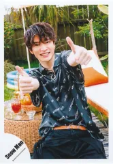 【中古】生写真(ジャニーズ) Snow Man/深澤辰哉/膝上/シングル「オレンジkiss」MV＆ジャケ写オフショット/公式生写真