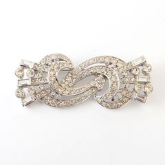 未使用】NINA RICCI ニナリッチ ブローチ リボン ラインストーン 