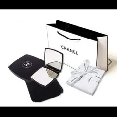 新品！未開封 CHANEL シャネル コンパクトミラー 鏡 両面鏡