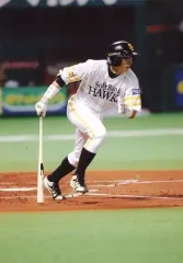 2025年最新】川崎宗則 バットの人気アイテム - メルカリ