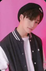 【中古】コレクションカード(男性) THE BOYZ/SANGYEON(サンヨン)/衣装黒・背景ピンク・裏面黒・文字ピンク・「82」/CD「The Start(Set ver.)」封入特典フォトカード