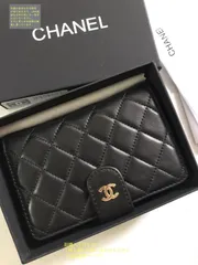 【限定】送料無料 CHANEL シャネル折り財布 小銭入れ