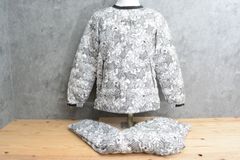 【男性用】ピン PING メンズ セットアップ 上下セット星柄 スター ホワイト サイズLL 621-2241001/621-2231005