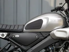 YAMAHA XSR155 バイク カウル タンクカバー シルバー ブラック YAMAHA 純正 XSR155[インドネシア仕様] タンクカバー左