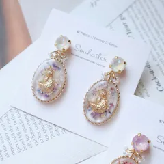 キャット＆フラワーピアス/イヤリング｜ハンドメイド　猫　ドライフラワー　レジン