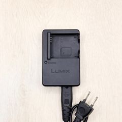 VSK0801 LUMIX Panasonic パナソニック ルミックス 純正 充電器 チャージャー バッテリーチャージャー DMW-BCM13 専用 カメラ デジカメ デジタルカメラ0713-1306