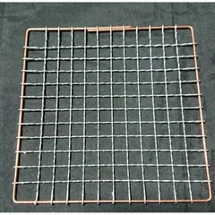 15cm 金網 15cm角 あみ もち網 一人焼肉 ソロキャンプ 焼き網 シンプル 四角網 小さい 一人用 業務用 家庭用 焼肉 七輪 小サイズ かわいい ソロ焼肉のサムネイル