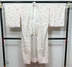 【中古】Mサイズ 長襦袢 化繊 ピンク地に手毬模様