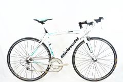 BIANCHI 「ビアンキ」 VIANIRONE7 SORA 2011年モデル ロードバイク BIANCHI 「ビアンキ」 VIA NIRONE7 SORA 2011年モデル ロードバイク