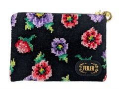 美品 プラダ キーリング タツノオトシゴ キーホルダー バッグチャーム  