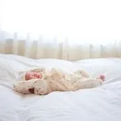 【新品未使用】peekaboo ニューボーンセット　退院着　出産祝い　newborn 　グレー　アイボリー