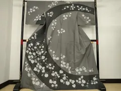 平和屋着物●訪問着　紬地　葡萄蔦草シルエット　正絹　逸品　AAAZ4969ck