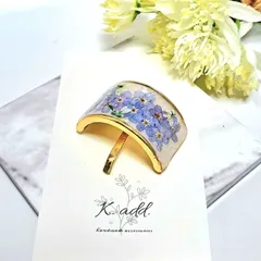 レジンヘアゴム　大ぶり　勿忘草　ミモザ　ナチュラル　金箔　三角 レジンヘアゴム大ぶり勿忘草ミモザナチュラル金箔三角