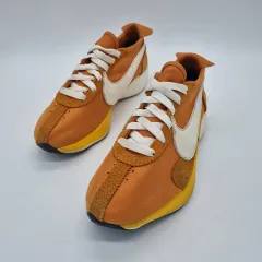 NIKEムーンレーサースニーカー⭐︎ニューバランス、アシックス系 NIKEムーンレーサースニーカー⭐︎ニューバランス、アシックス系