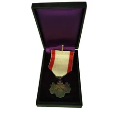 2025年最新】勲八等白色桐葉章の人気アイテム - メルカリ