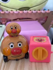 アンパンマンガチャ 売ります