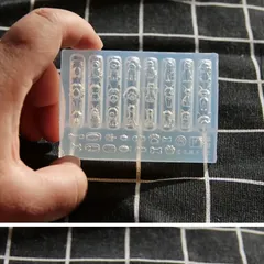 No.179【犬猫好き必見！】3Dアニマル シリコンモールド 犬 猫 肉球 骨 魚 リボン 大容量28種 レジン ジェルネイル デコパーツ ハンドメイド