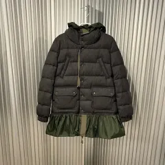 2025年最新】モンクレール Moncler sacaiの人気アイテム - メルカリ