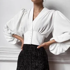 トップス シャツ ブラウス レディース 長袖 ボリューム袖 バルーン袖 Vネック フェミニン ウエストマーク かわいい 大人可愛い きれいめ 上品 おしゃれ こなれ感 個性的 クール モード系 エレガント モダン 主役級 存在感 抜け感 ラブリー キュート 都