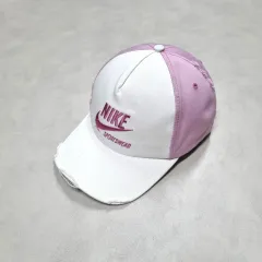 ヴィンテージ NIKE(ナイキ) ダメージ ピンク ボールキャップ ー OS NIKE 帽子