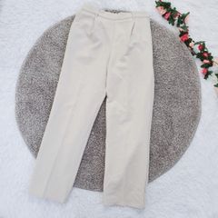〚ショコラフィネローブ〛chocolraffine（L）タック入ストレートパンツ