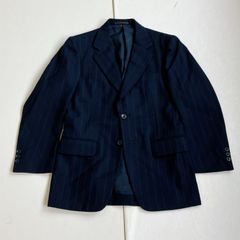 松坂屋 テーラードジャケット スーツ ストライプ ラペル・ホール 2つボタン シングルブレスト センターベント フラップポケット ネーム入り 濃紺 ネイビー 小さめ