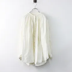 美品✨Pheeta フィータ ピンタック　シャツ　ブラウス　バンドカラー白　比翼 美品✨Pheeta フィータ ピンタック シャツ ブラウス バンド